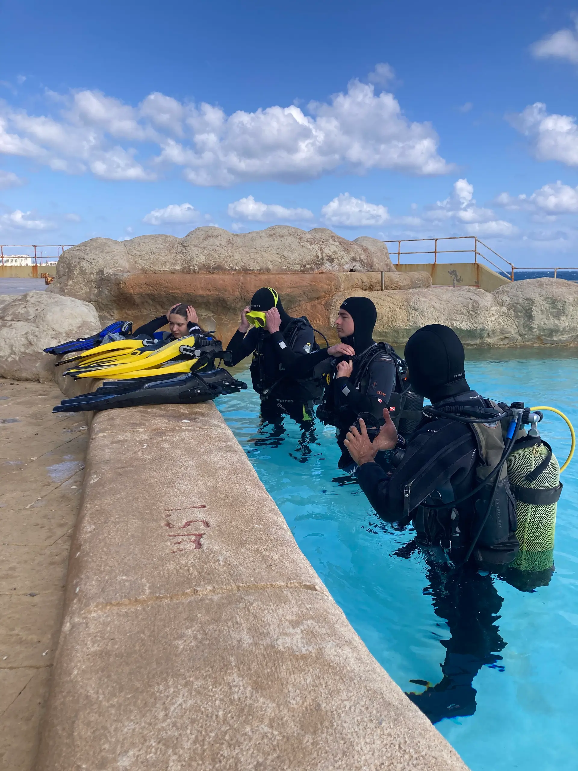 Discover Scuba Diving / Try Scuba Diving / Basic Diver 1